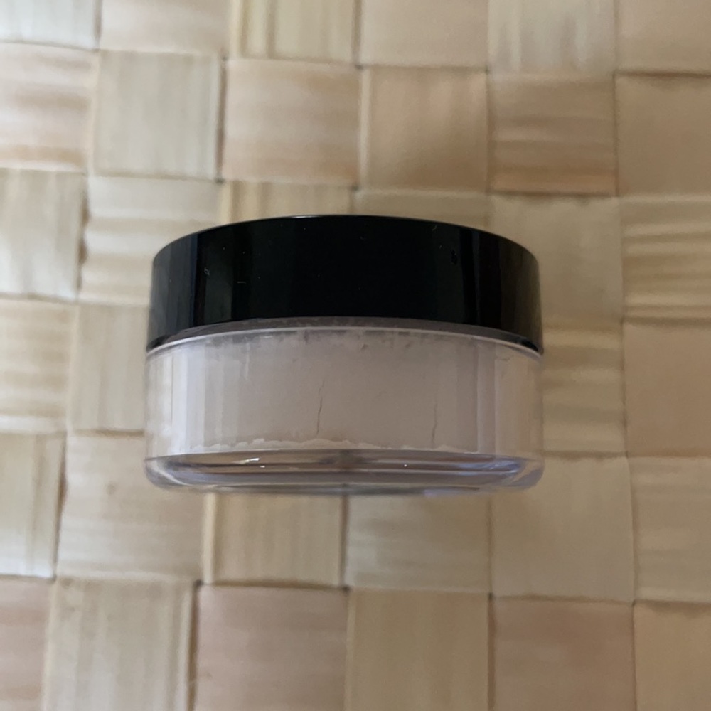 NWT Kat Von D lock-it translucent setting powder - Picture 3 of 5